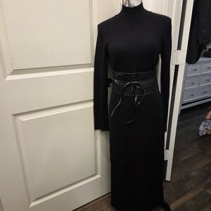 Elegant Black Long Sleeve Dress